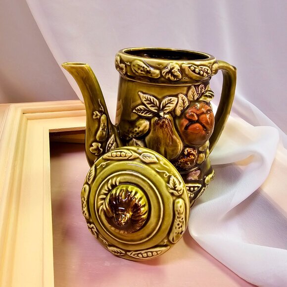 Tilso Ceramic Teapot, Vintage Mid-Century, Glazed Fruits & Veggies - Picture 5 of 7